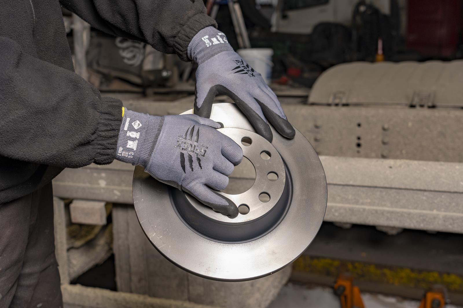 Foam Nitrile vs Nitryl lity — który wybrać?